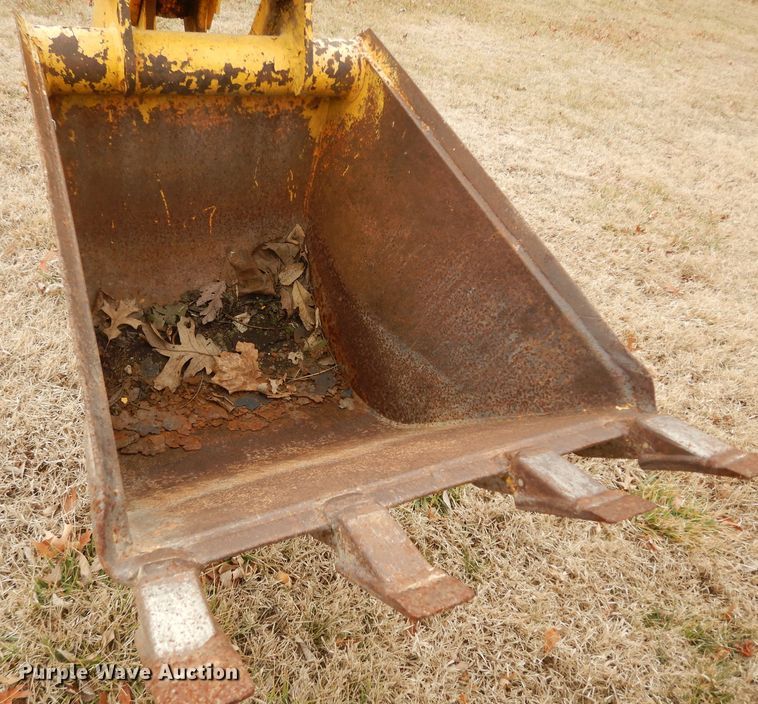 image for item DK7506 1974 Case 480B  backhoe