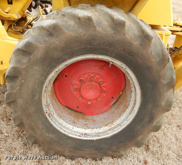 image for item DK7506 1974 Case 480B  backhoe