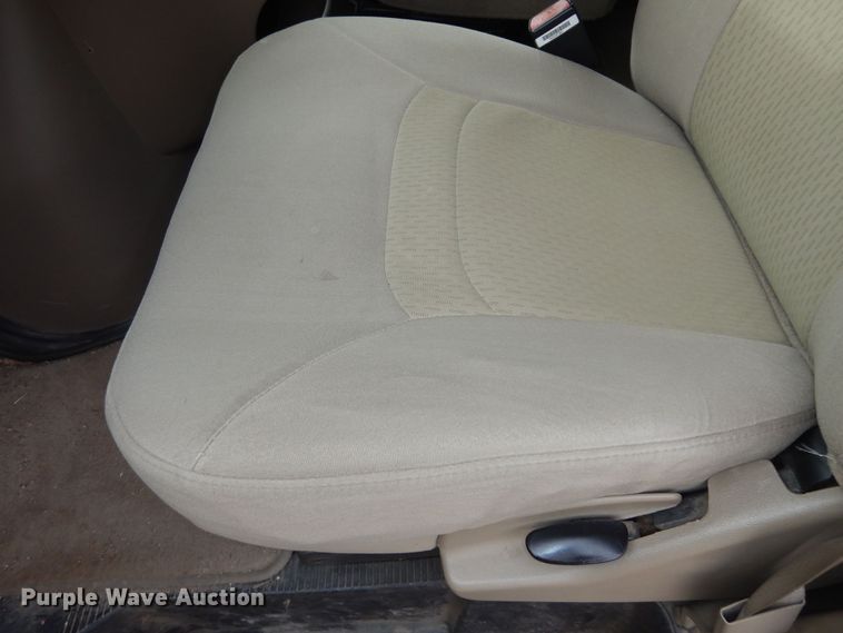 image for item DK7511 2007 Ford E150  van