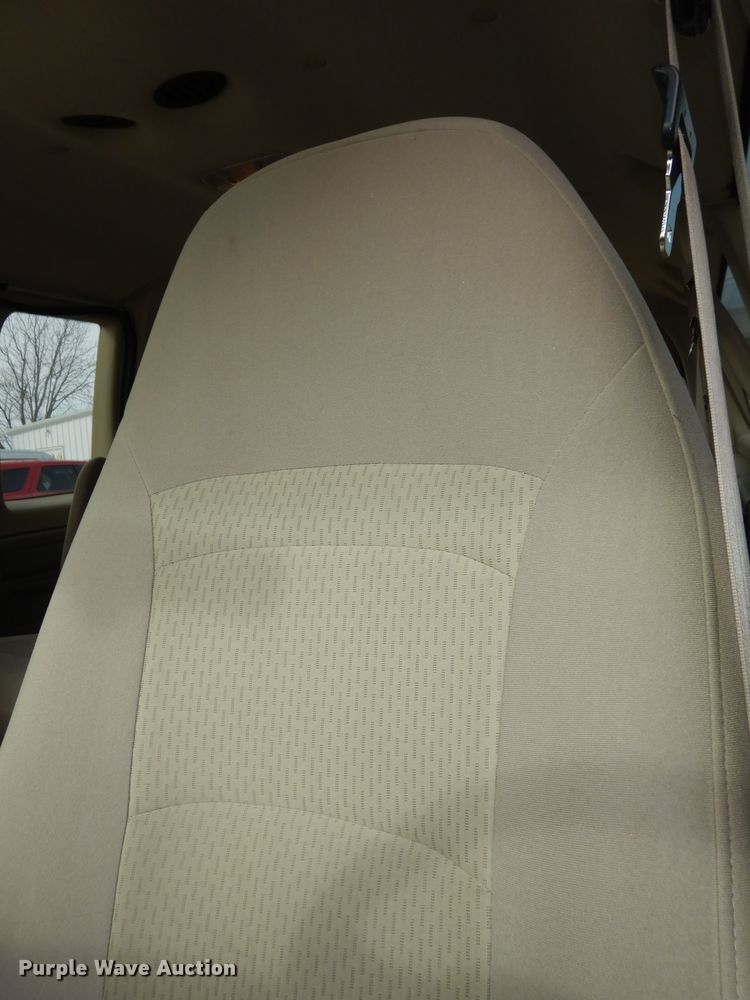 image for item DK7511 2007 Ford E150  van