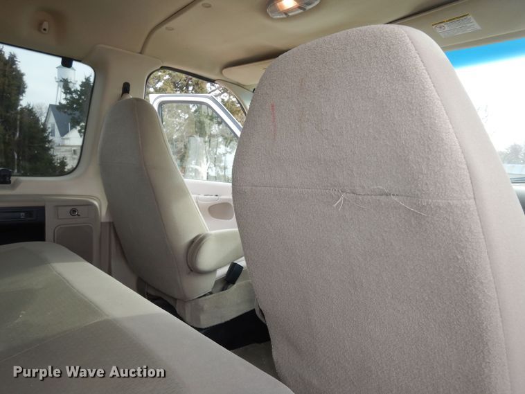 image for item DK7511 2007 Ford E150  van