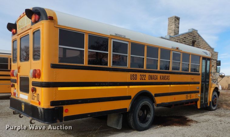 image for item DK7512 2005 International CE300  school bus