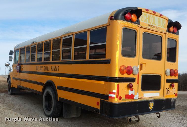 image for item DK7512 2005 International CE300  school bus