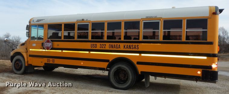 image for item DK7512 2005 International CE300  school bus