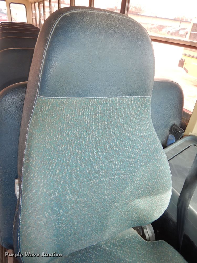 image for item DK7512 2005 International CE300  school bus