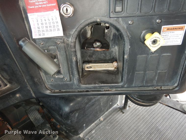 image for item DK7512 2005 International CE300  school bus