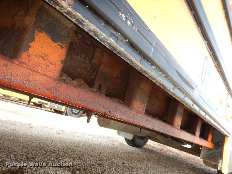 image for item DK7512 2005 International CE300  school bus