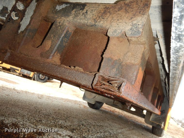 image for item DK7512 2005 International CE300  school bus