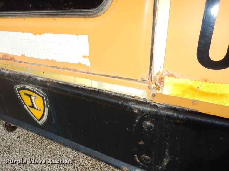 image for item DK7512 2005 International CE300  school bus