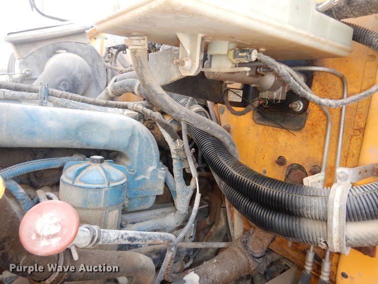 image for item DK7512 2005 International CE300  school bus