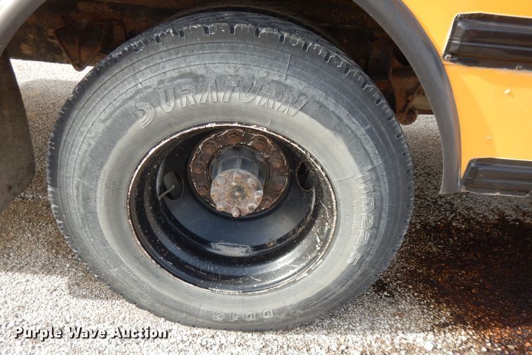 image for item DK7512 2005 International CE300  school bus