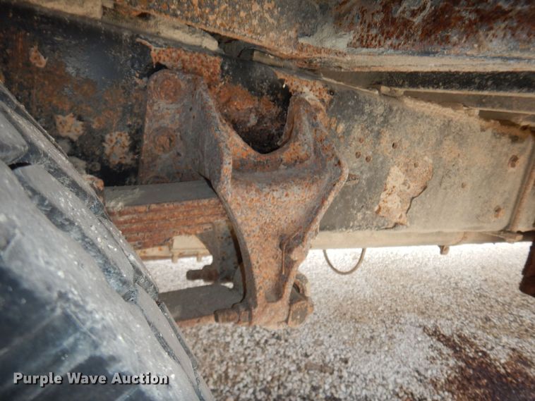 image for item DK7512 2005 International CE300  school bus