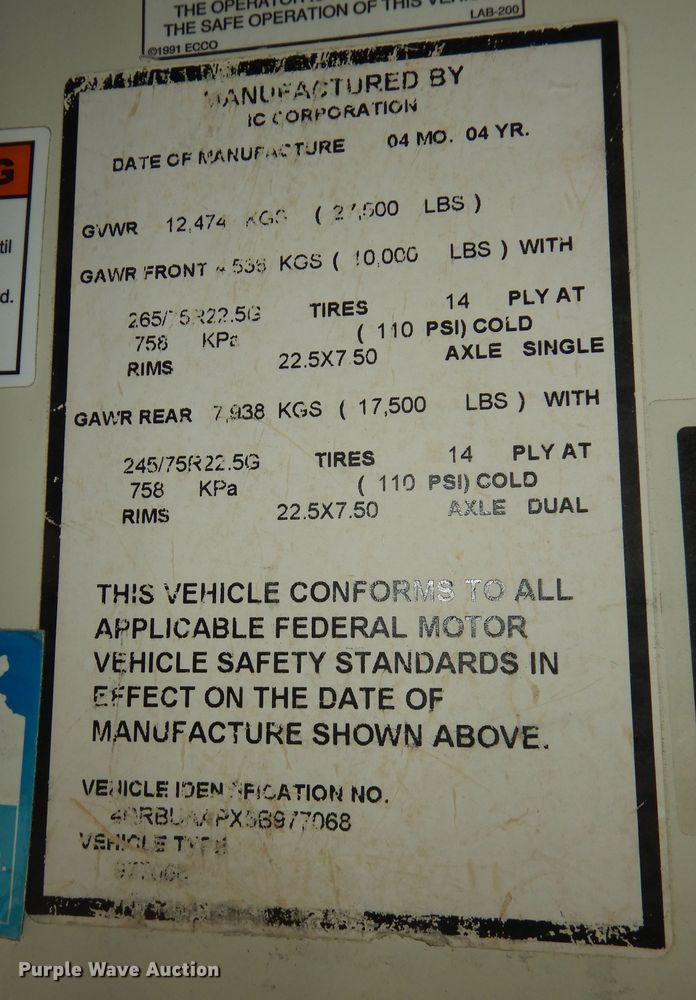 image for item DK7512 2005 International CE300  school bus