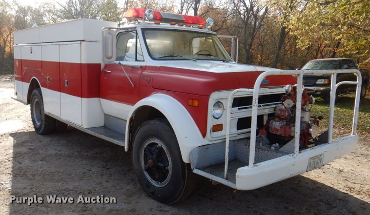 image for item DP0402 Chevrolet C60  fire truck