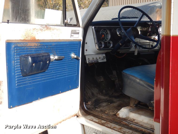 image for item DP0402 Chevrolet C60  fire truck