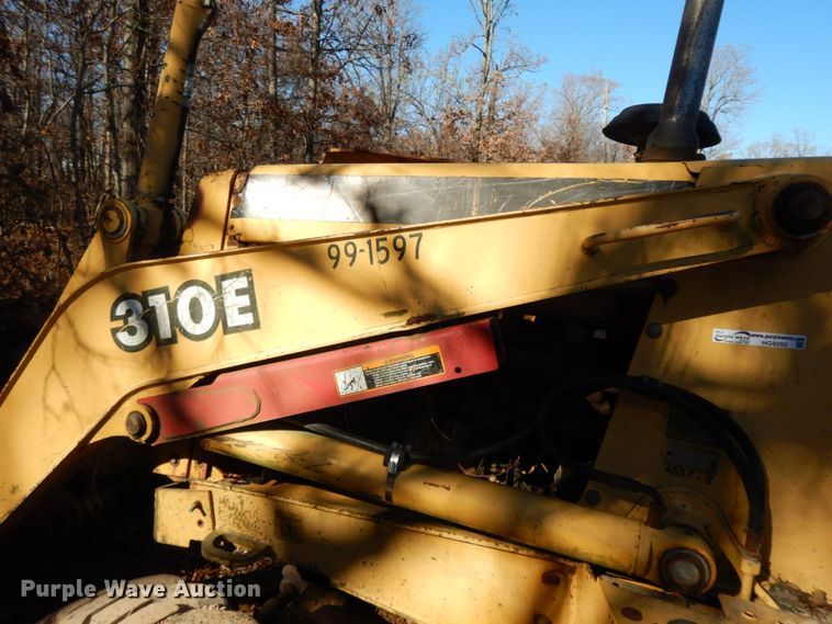 image for item HG9292 1999 John Deere 310E  backhoe