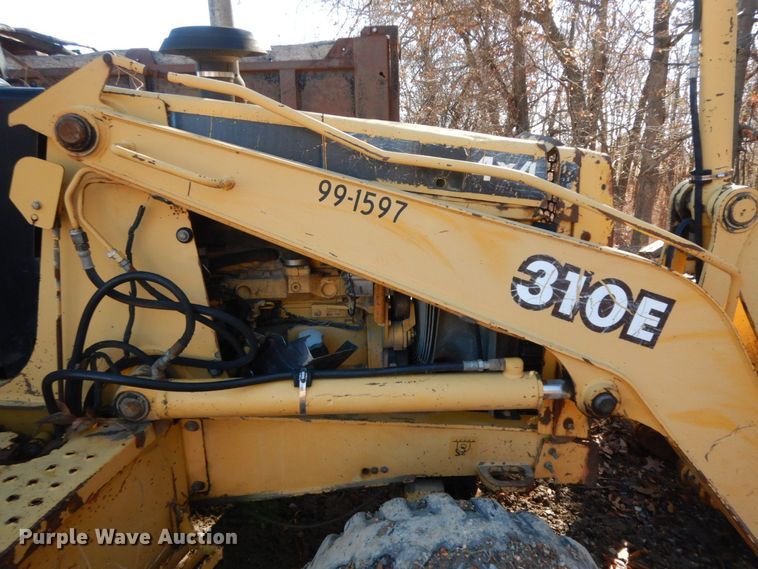 image for item HG9292 1999 John Deere 310E  backhoe