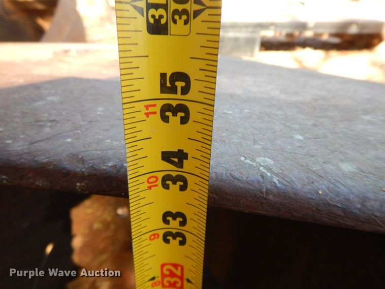 image for item HG9292 1999 John Deere 310E  backhoe