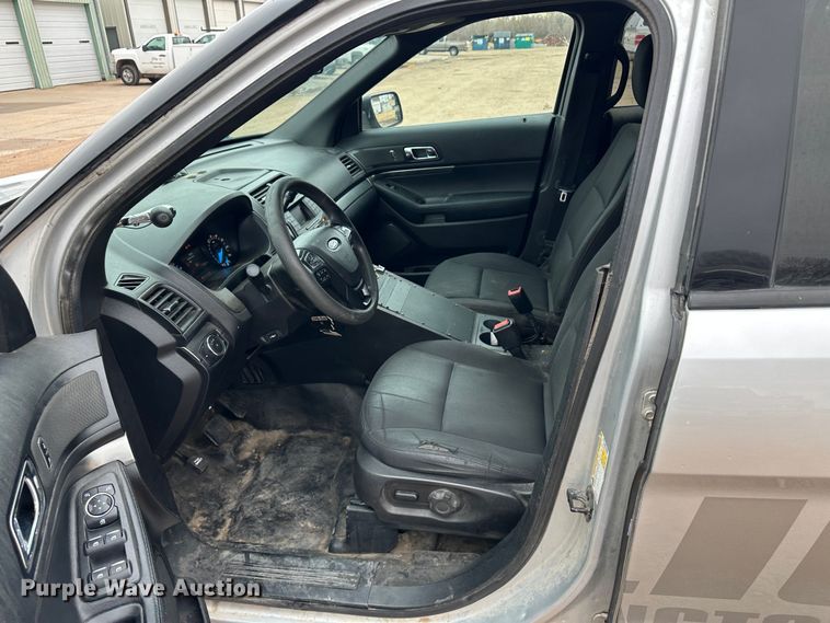 image for item JD9616 2017 Ford Explorer Police Interceptor  SUV