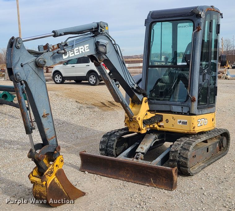 image for item JG9537 2010 John Deere 27D  mini excavator