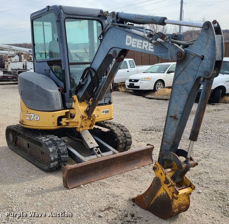 image for item JG9537 2010 John Deere 27D  mini excavator