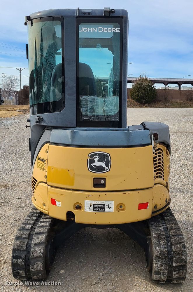 image for item JG9537 2010 John Deere 27D  mini excavator