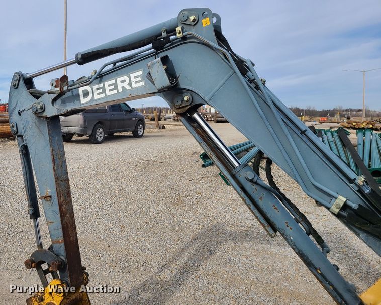 image for item JG9537 2010 John Deere 27D  mini excavator