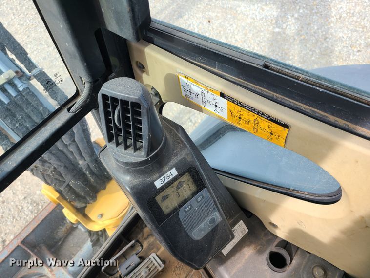 image for item JG9537 2010 John Deere 27D  mini excavator