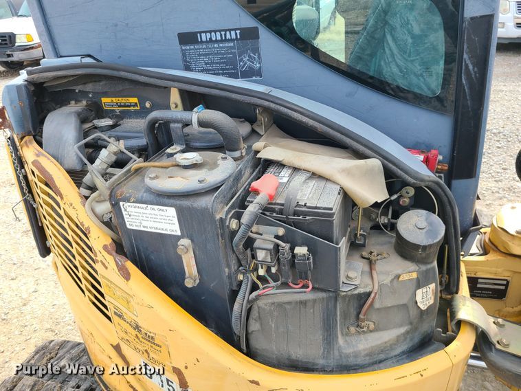 image for item JG9537 2010 John Deere 27D  mini excavator