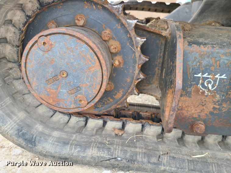 image for item JG9537 2010 John Deere 27D  mini excavator