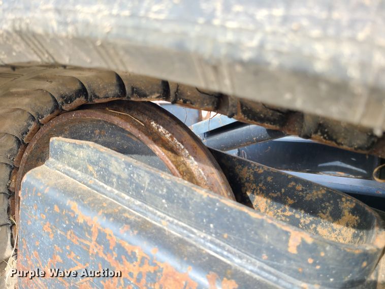 image for item JG9537 2010 John Deere 27D  mini excavator