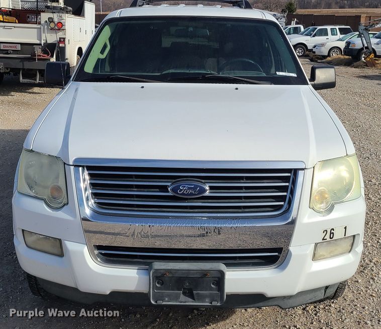 image for item JG9538 2010 Ford Explorer XLT  SUV