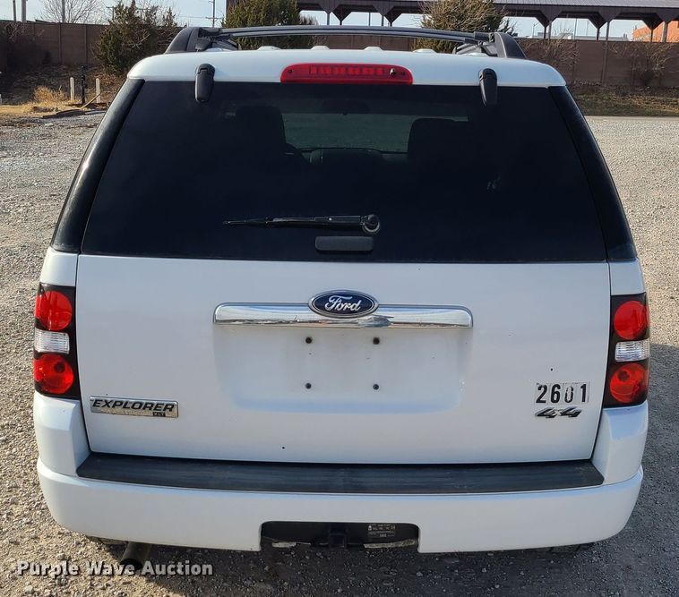 image for item JG9538 2010 Ford Explorer XLT  SUV