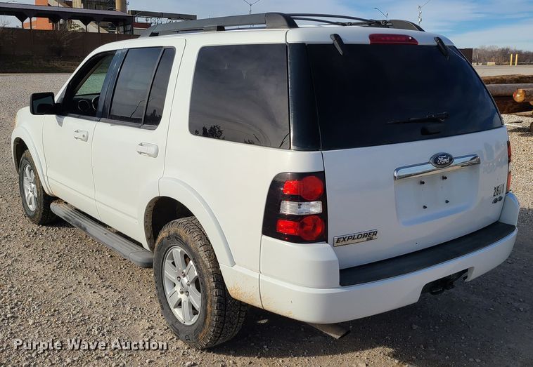 image for item JG9538 2010 Ford Explorer XLT  SUV