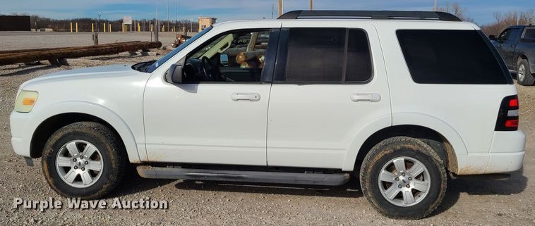 image for item JG9538 2010 Ford Explorer XLT  SUV