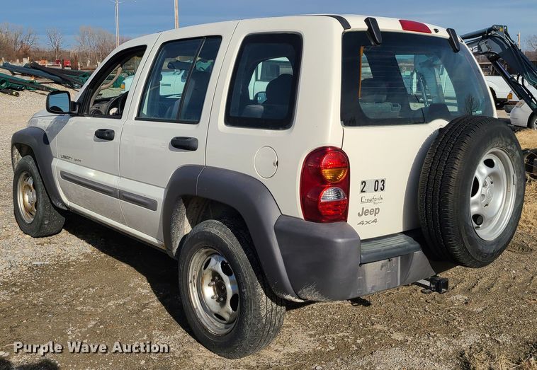 image for item JG9539 2002 Jeep Liberty  SUV