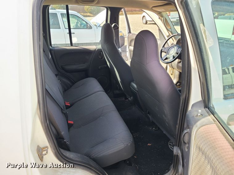 image for item JG9539 2002 Jeep Liberty  SUV