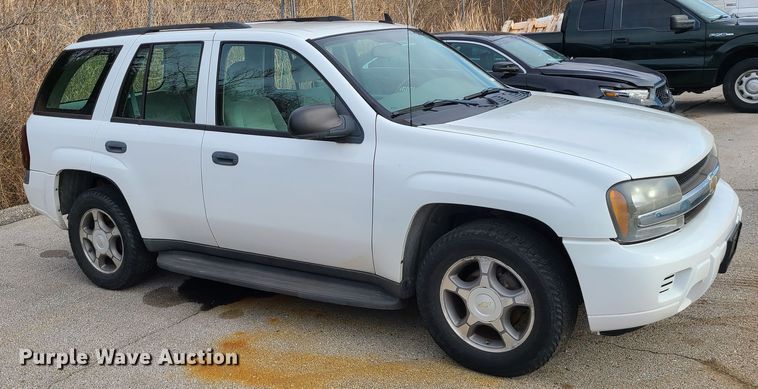 image for item JG9546 2008 Chevrolet TrailBlazer LS  SUV