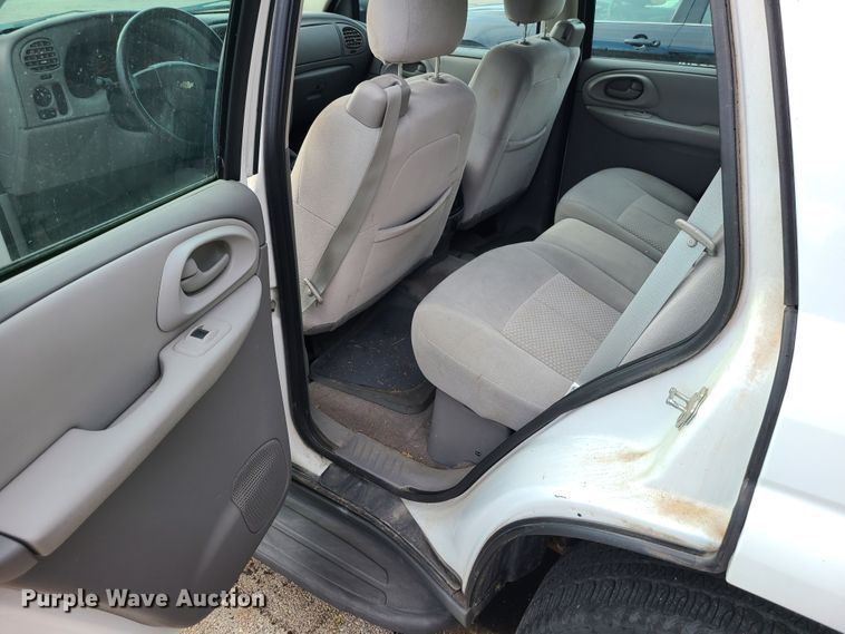 image for item JG9546 2008 Chevrolet TrailBlazer LS  SUV