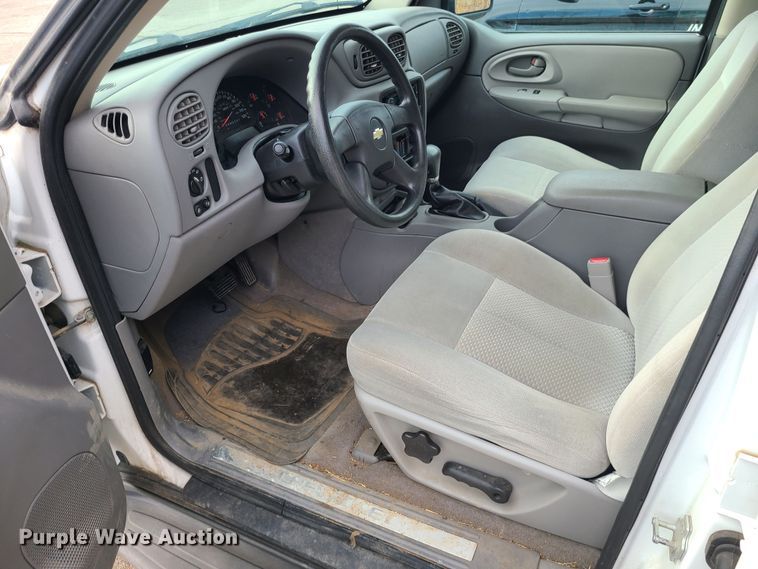 image for item JG9546 2008 Chevrolet TrailBlazer LS  SUV