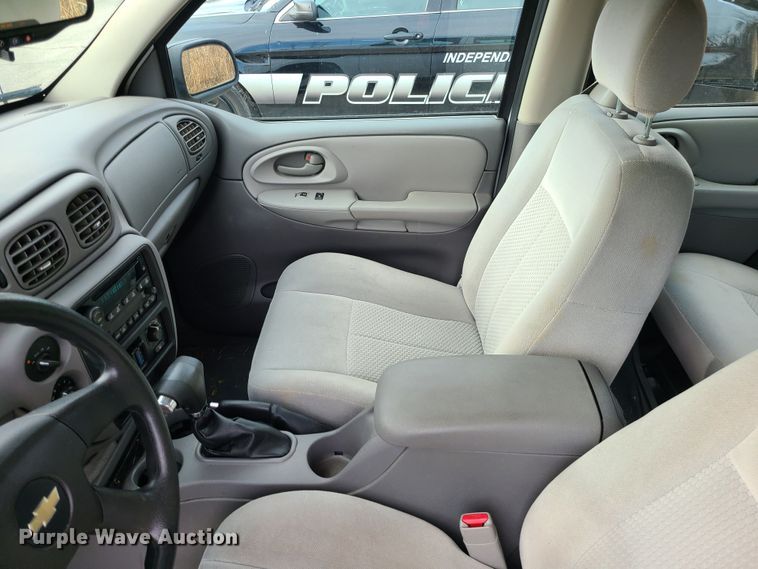 image for item JG9546 2008 Chevrolet TrailBlazer LS  SUV