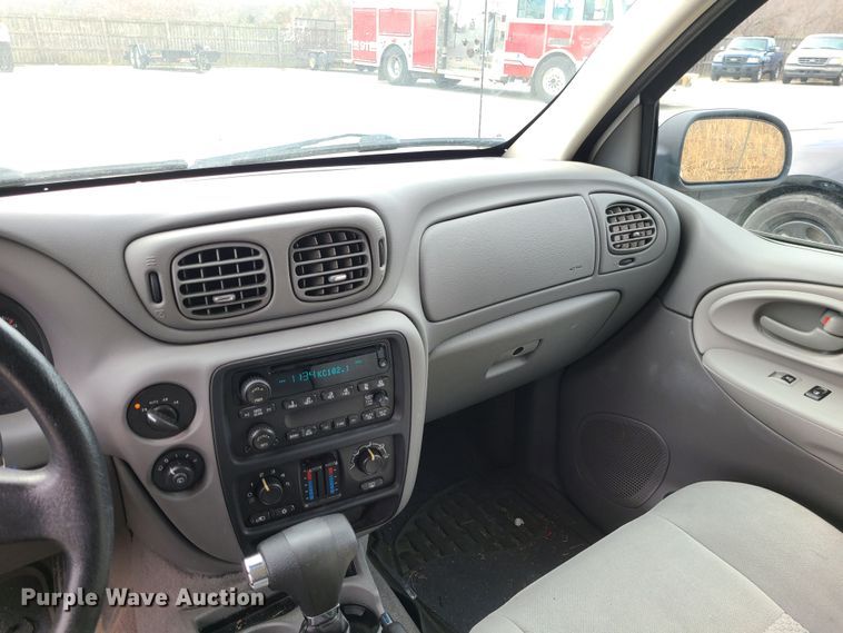 image for item JG9546 2008 Chevrolet TrailBlazer LS  SUV