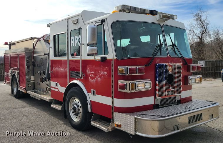 image for item JG9551 2007 Sutphen  fire truck