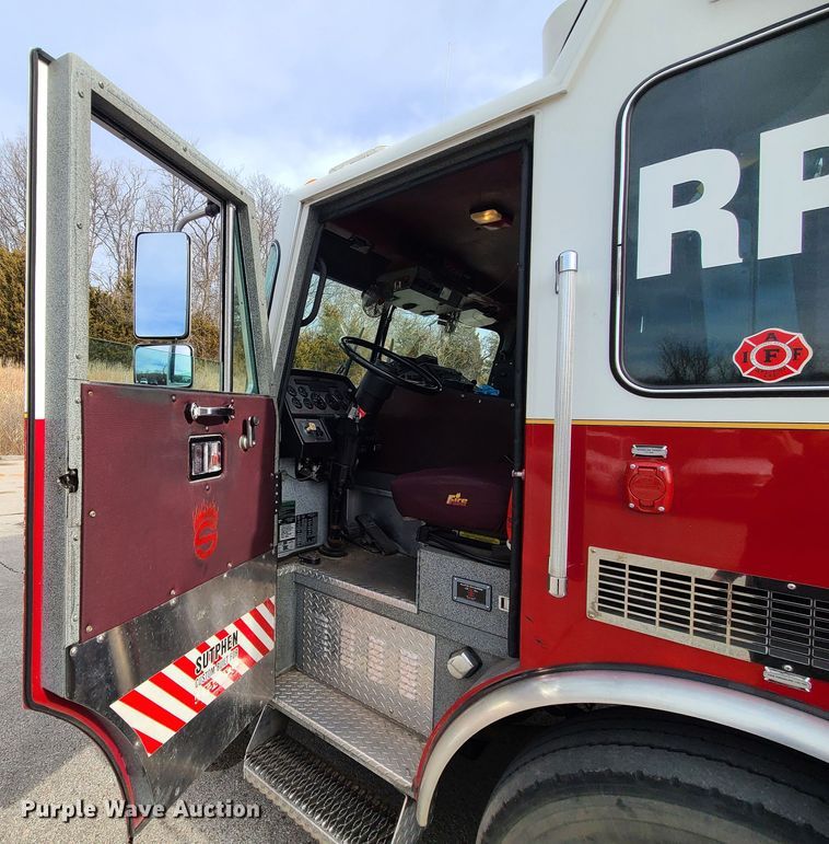 image for item JG9551 2007 Sutphen  fire truck