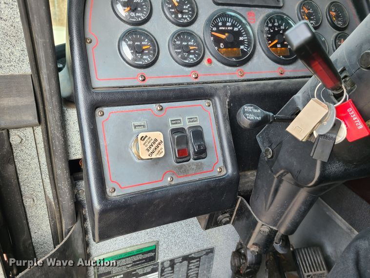 image for item JG9551 2007 Sutphen  fire truck