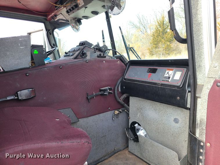 image for item JG9551 2007 Sutphen  fire truck