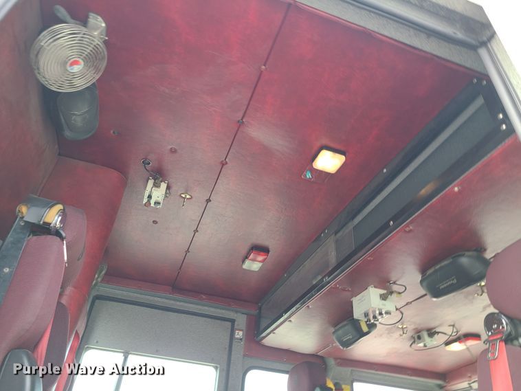 image for item JG9551 2007 Sutphen  fire truck