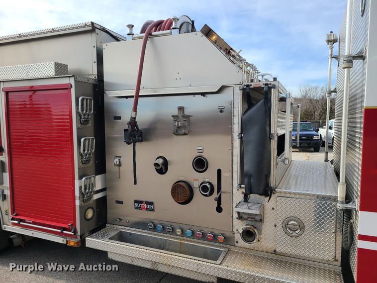 image for item JG9551 2007 Sutphen  fire truck