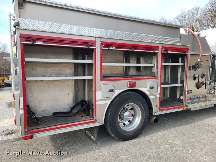 image for item JG9551 2007 Sutphen  fire truck