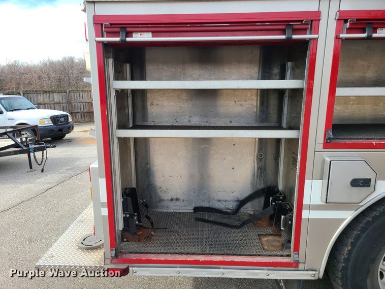 image for item JG9551 2007 Sutphen  fire truck